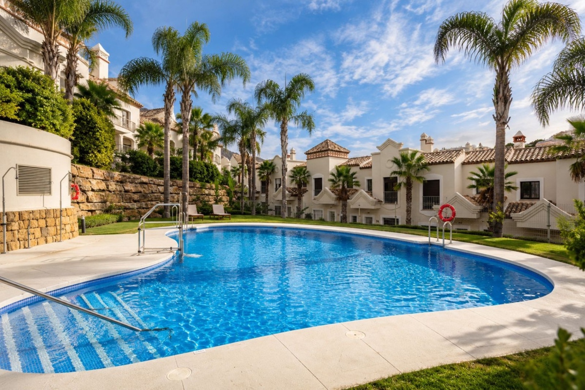 Resale - Town house - Estepona - Estepona Centro