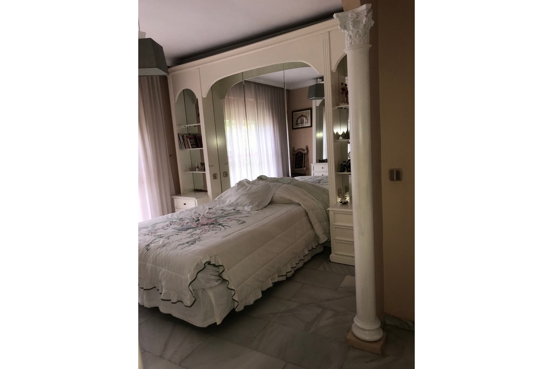 Resale - Town house - Estepona - Estepona Centro