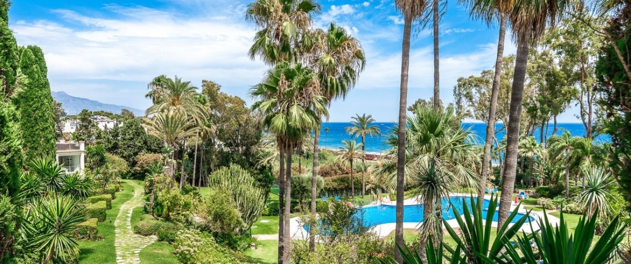 Resale - Town house - Estepona - New Golden Mile