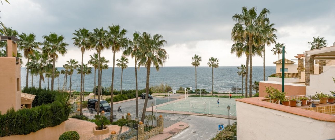 Resale - Town house - Estepona - New Golden Mile