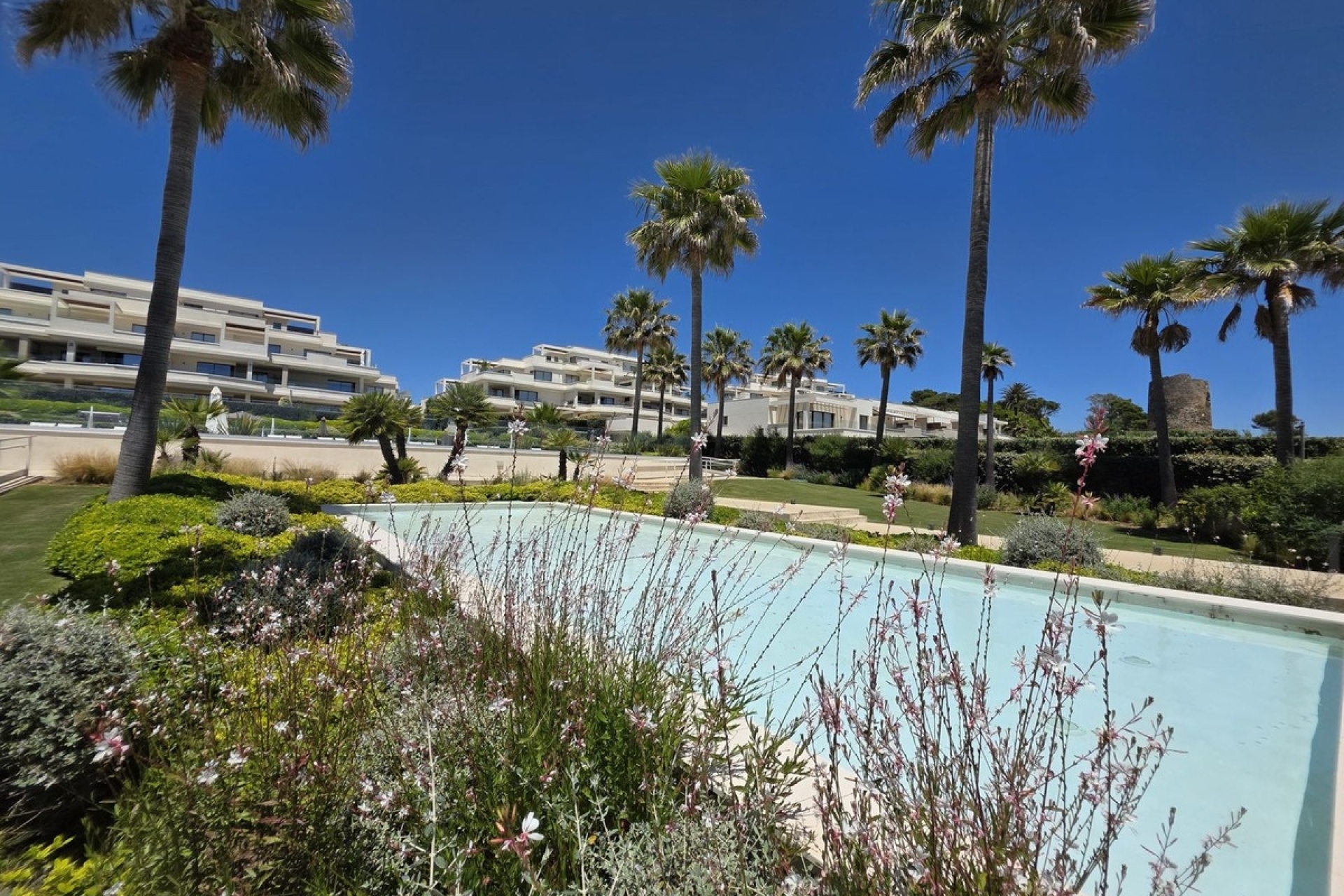 Resale - Town house - Estepona - New Golden Mile