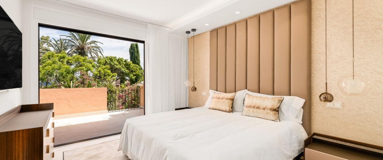 Resale - Town house - Estepona - New Golden Mile