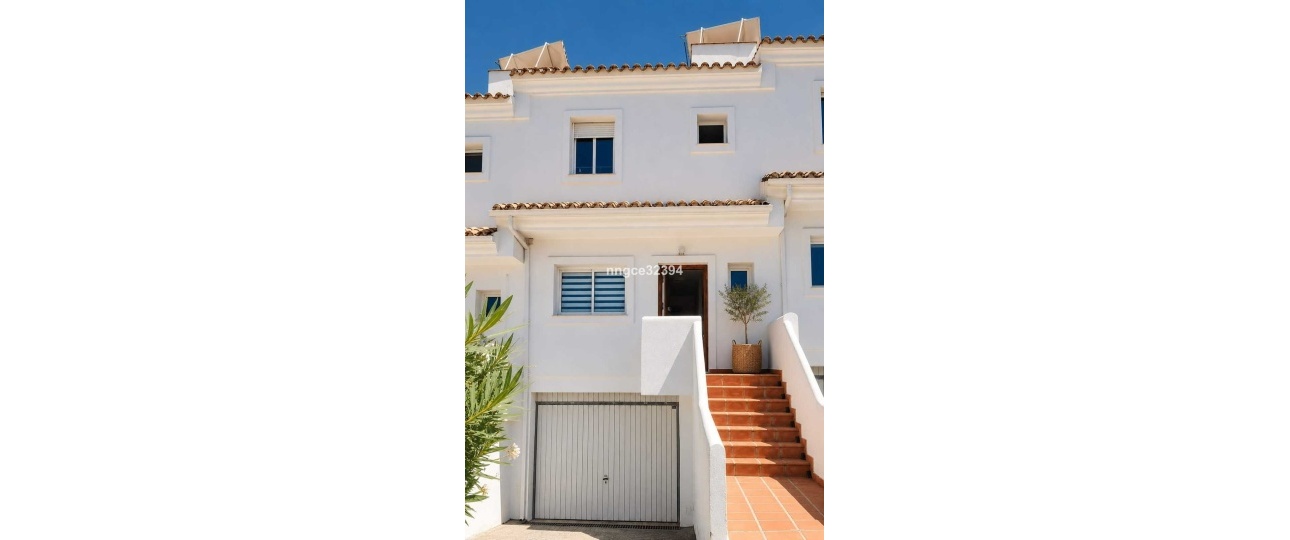 Resale - Town house - Estepona - New Golden Mile