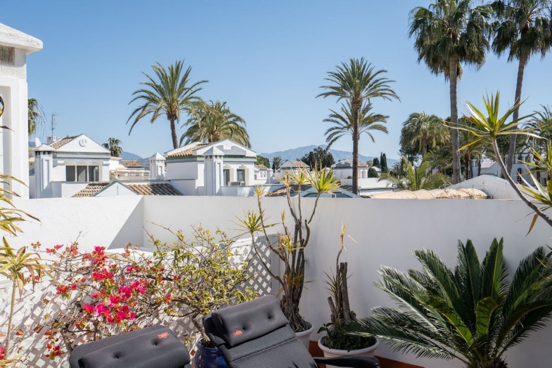 Resale - Town house - Estepona - New Golden Mile