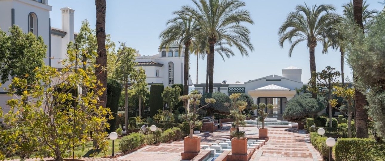 Resale - Town house - Estepona - New Golden Mile