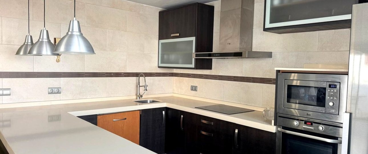 Resale - Town house - Estepona - New Golden Mile