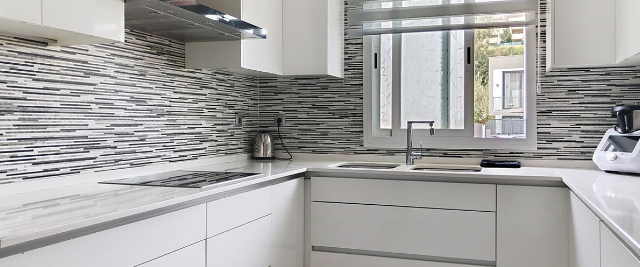 Resale - Town house - Estepona - Selwo