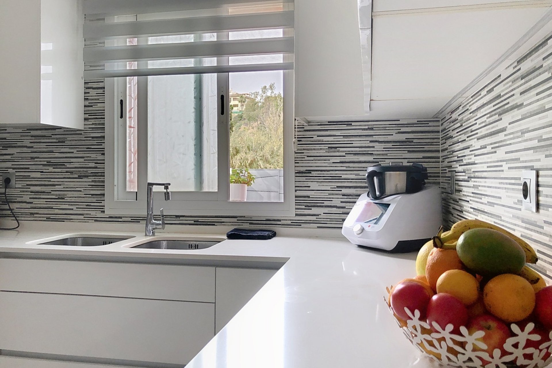 Resale - Town house - Estepona - Selwo