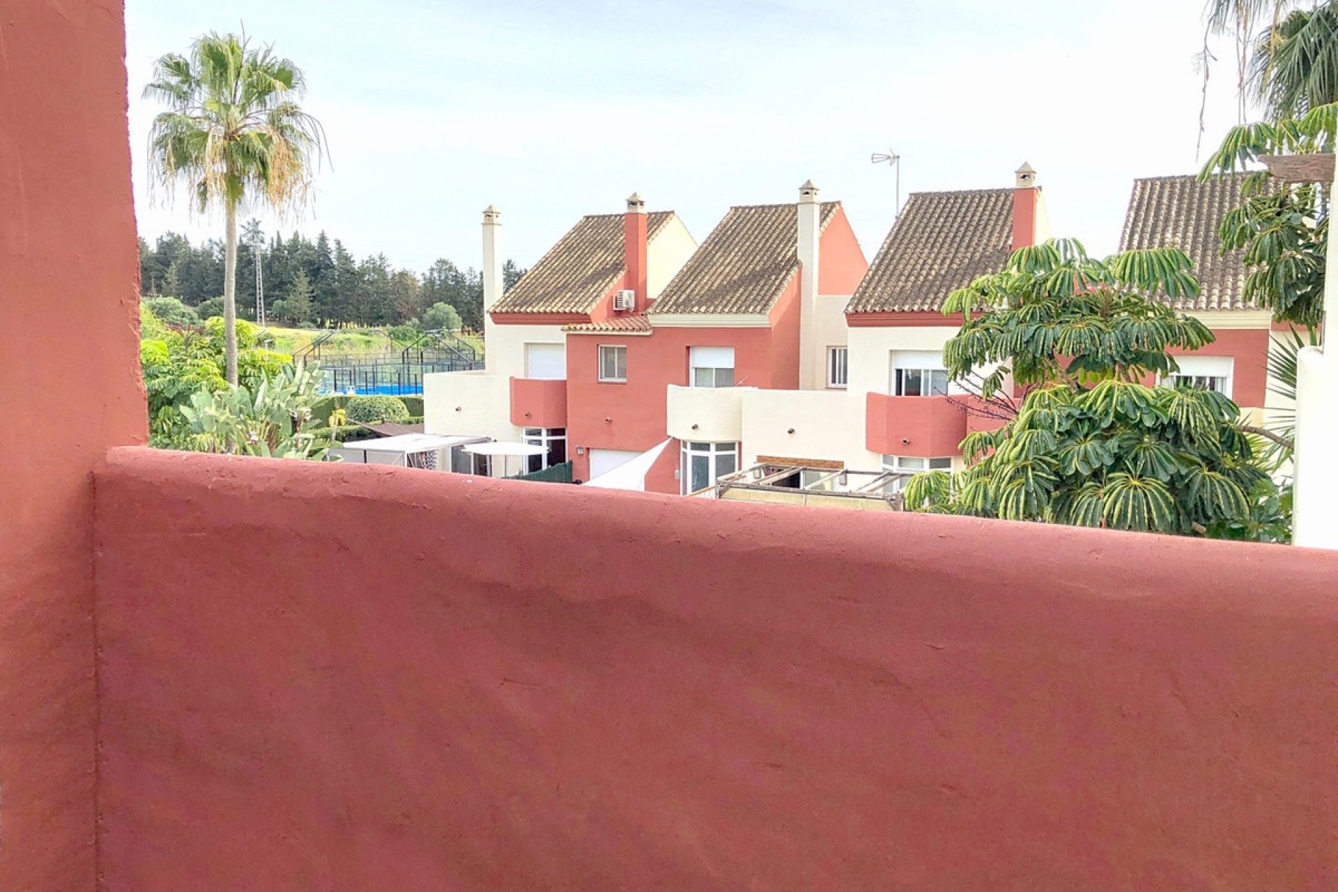 Resale - Town house - Estepona - Selwo