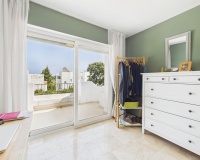 Resale - Town house - Estepona - Selwo