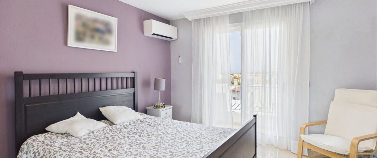Resale - Town house - Estepona - Selwo