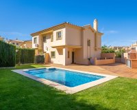 Resale - Town house - Fuengirola - Los Pacos