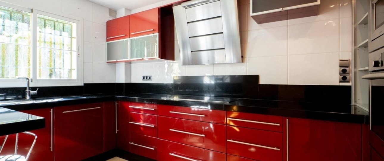 Resale - Town house - Fuengirola - Los Pacos