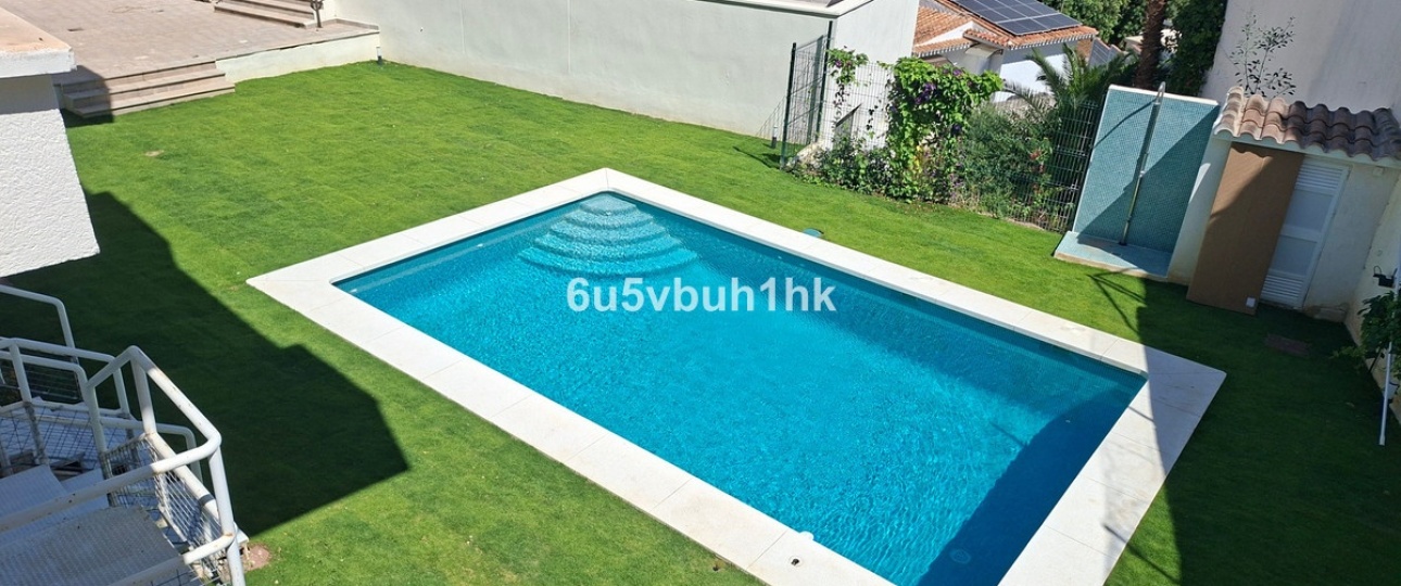 Resale - Town house - Fuengirola - Torreblanca