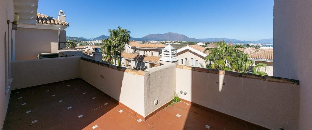 Resale - Town house - Manilva - La Duquesa