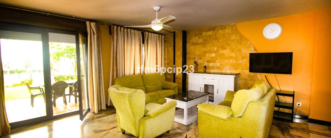 Resale - Town house - Manilva - La Duquesa