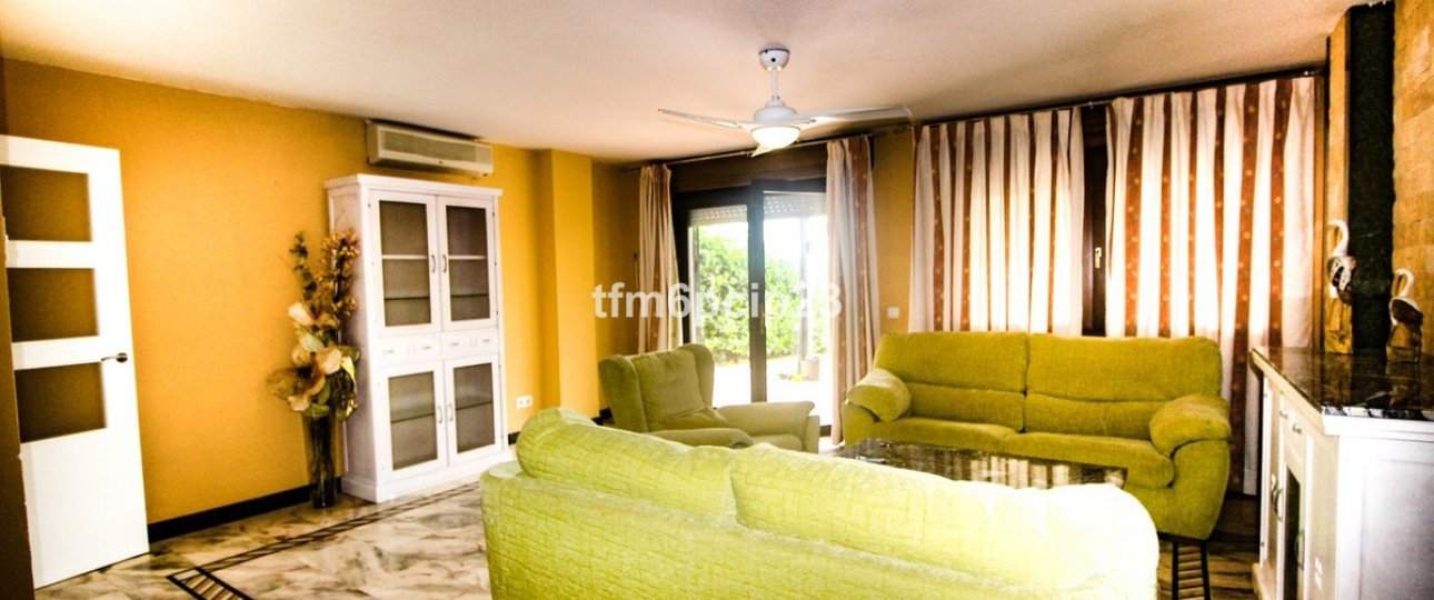 Resale - Town house - Manilva - La Duquesa
