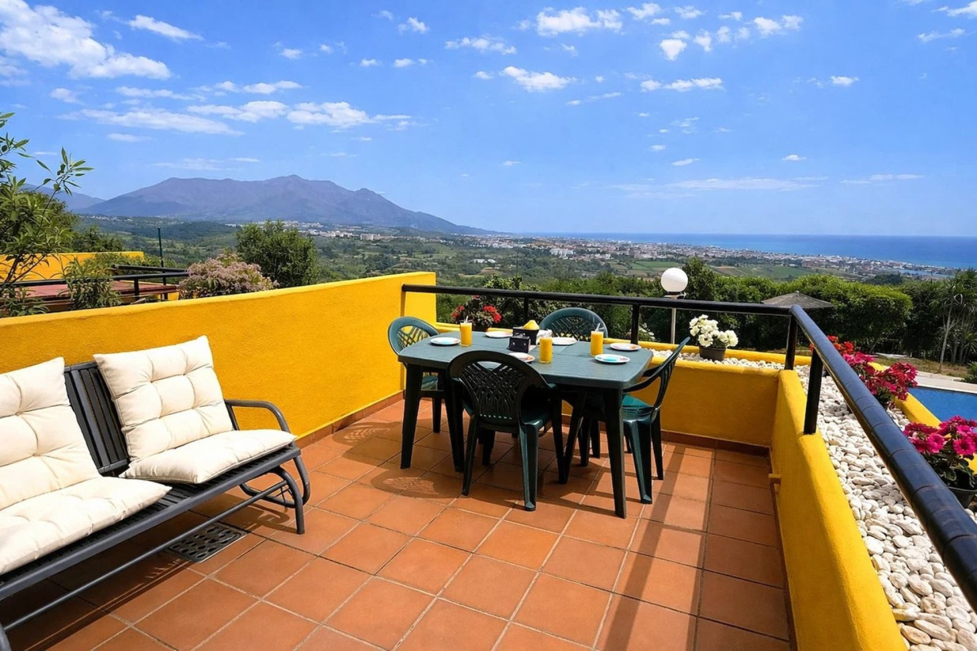 Resale - Town house - Manilva - Manilva Centro