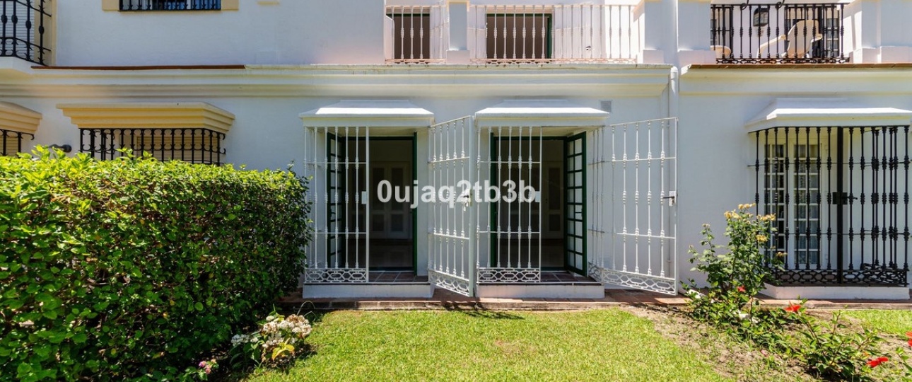 Resale - Town house - Marbella - Aloha