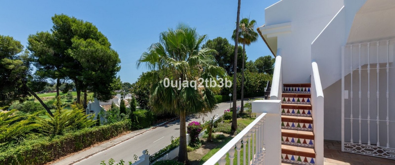 Resale - Town house - Marbella - Aloha