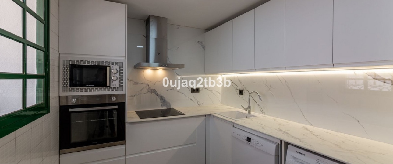 Resale - Town house - Marbella - Aloha
