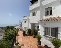 Resale - Town house - Marbella - Altos de los Monteros