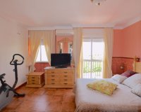Resale - Town house - Marbella - Altos de los Monteros