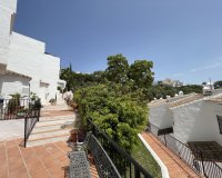 Resale - Town house - Marbella - Altos de los Monteros