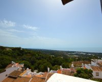 Resale - Town house - Marbella - Altos de los Monteros
