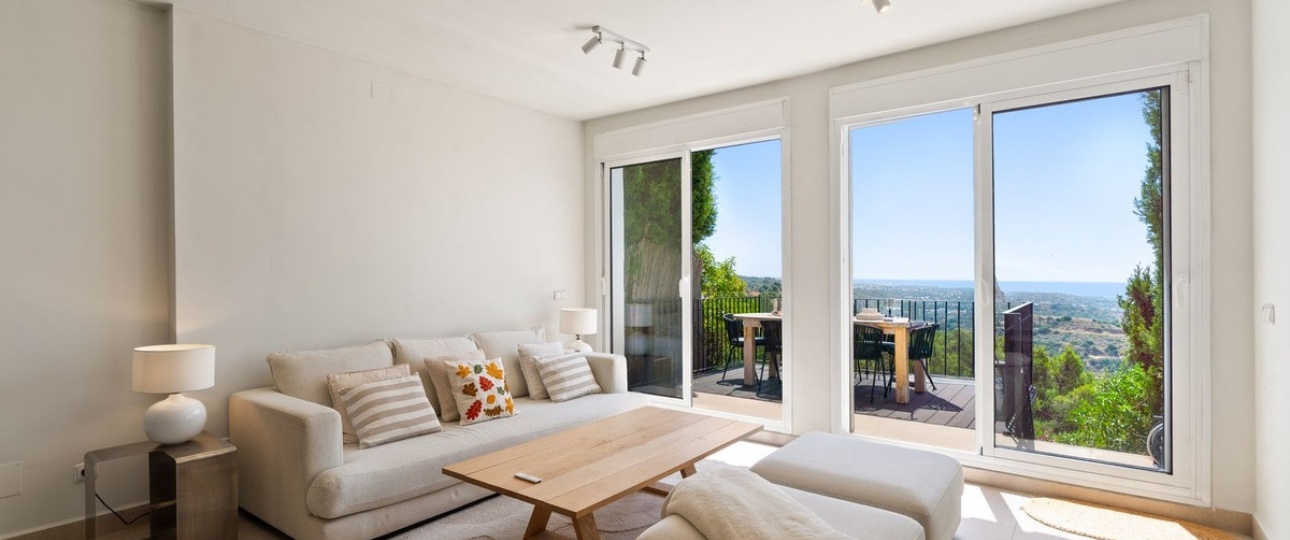 Resale - Town house - Marbella - Altos de los Monteros