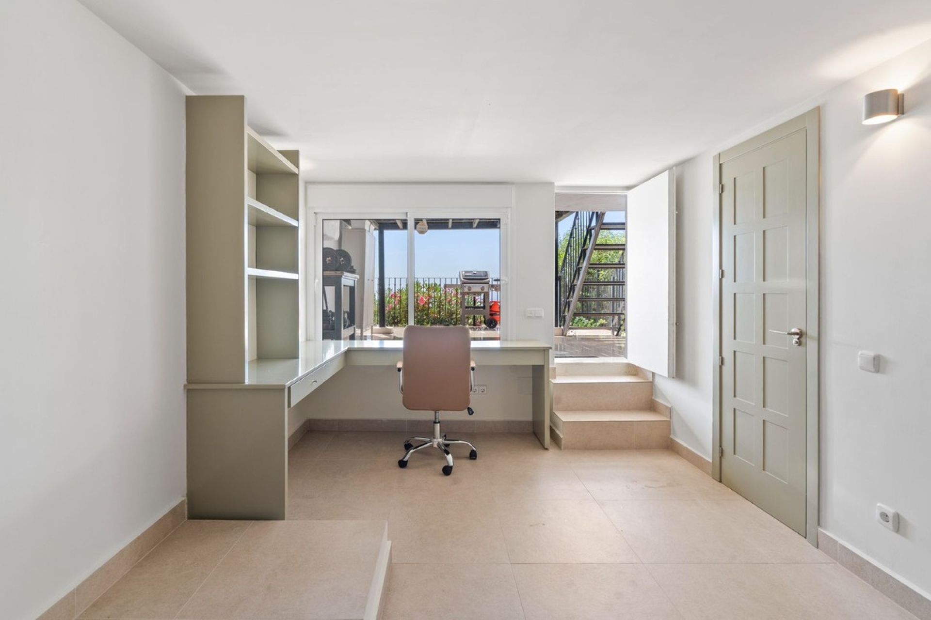 Resale - Town house - Marbella - Altos de los Monteros
