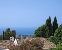 Resale - Town house - Marbella - Altos de los Monteros