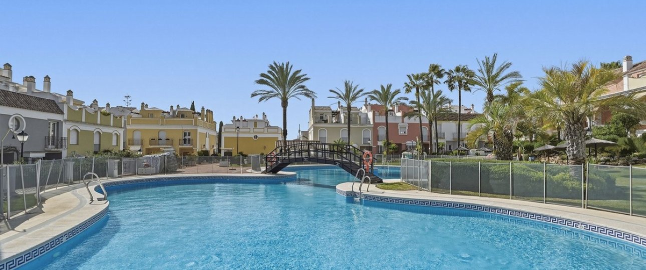 Resale - Town house - Marbella - Bahía de Marbella