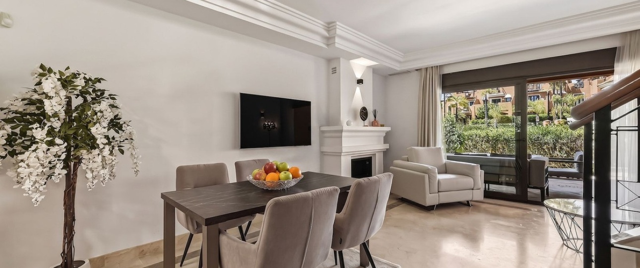 Resale - Town house - Marbella - Bahía de Marbella