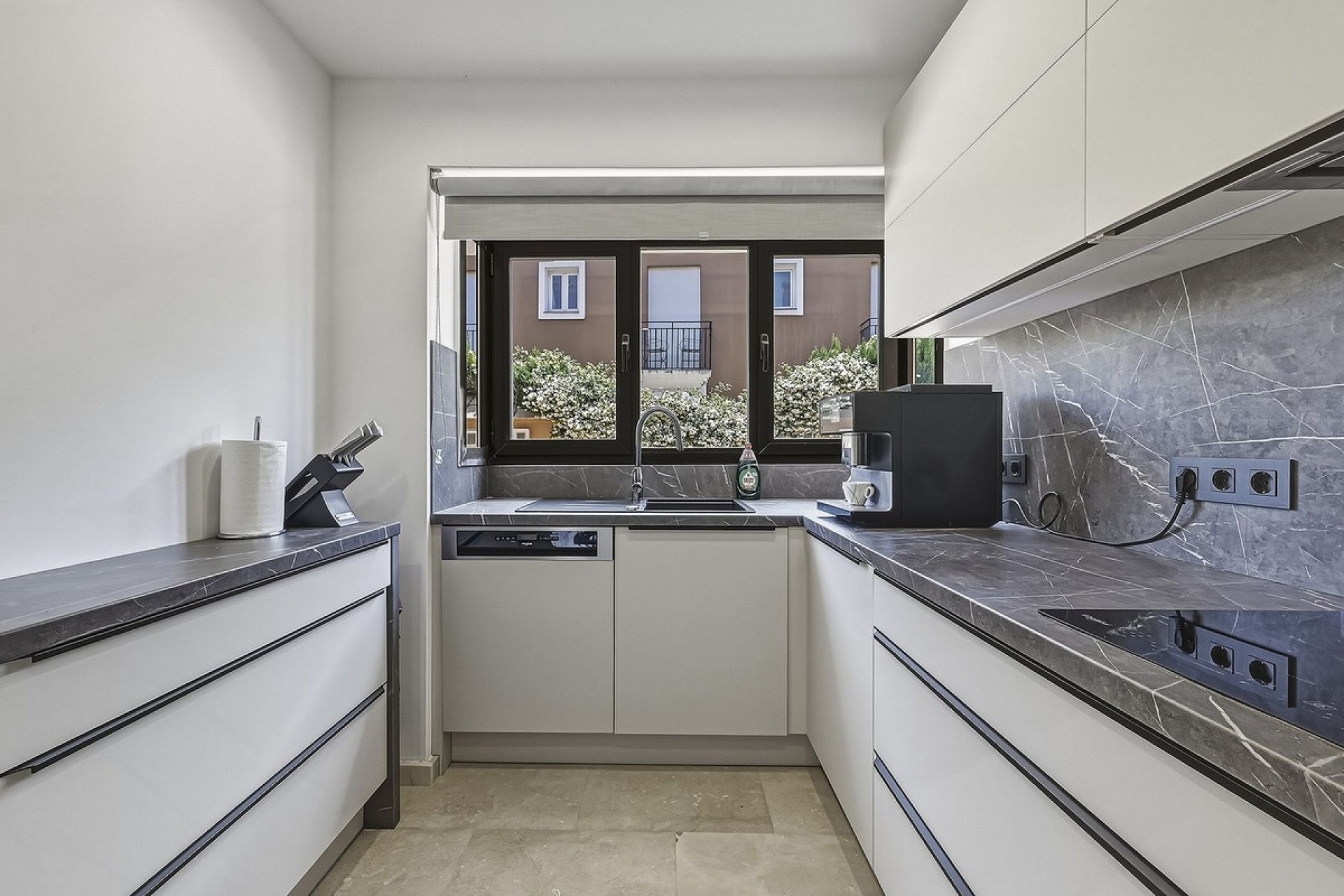 Resale - Town house - Marbella - Bahía de Marbella