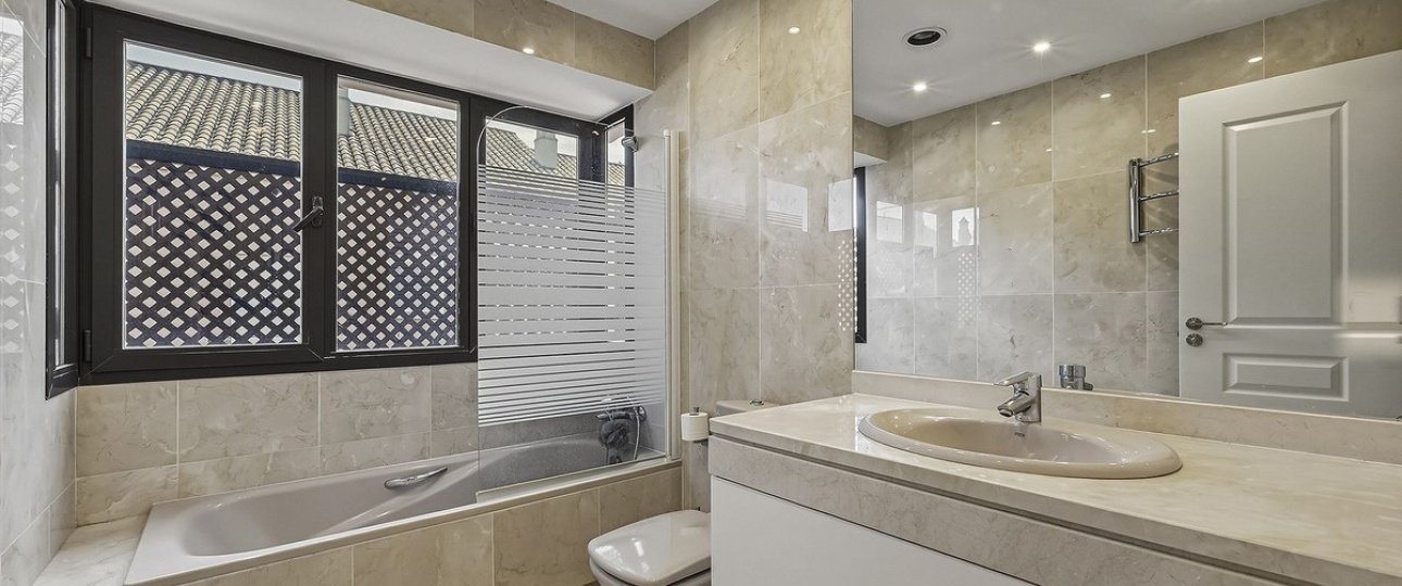 Resale - Town house - Marbella - Bahía de Marbella