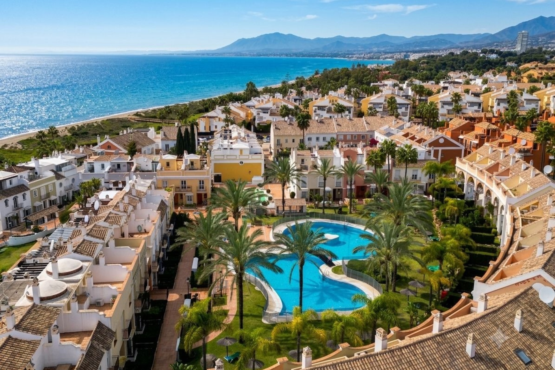 Resale - Town house - Marbella - Bahía de Marbella