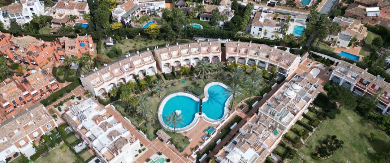 Resale - Town house - Marbella - Bahía de Marbella