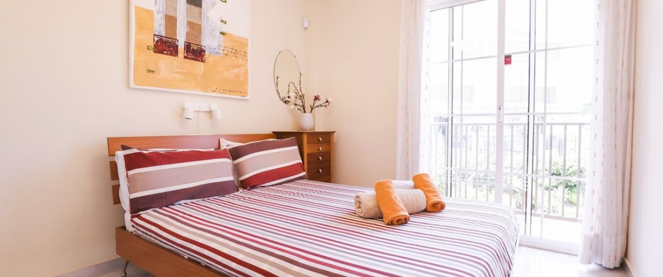 Resale - Town house - Marbella - Cabopino
