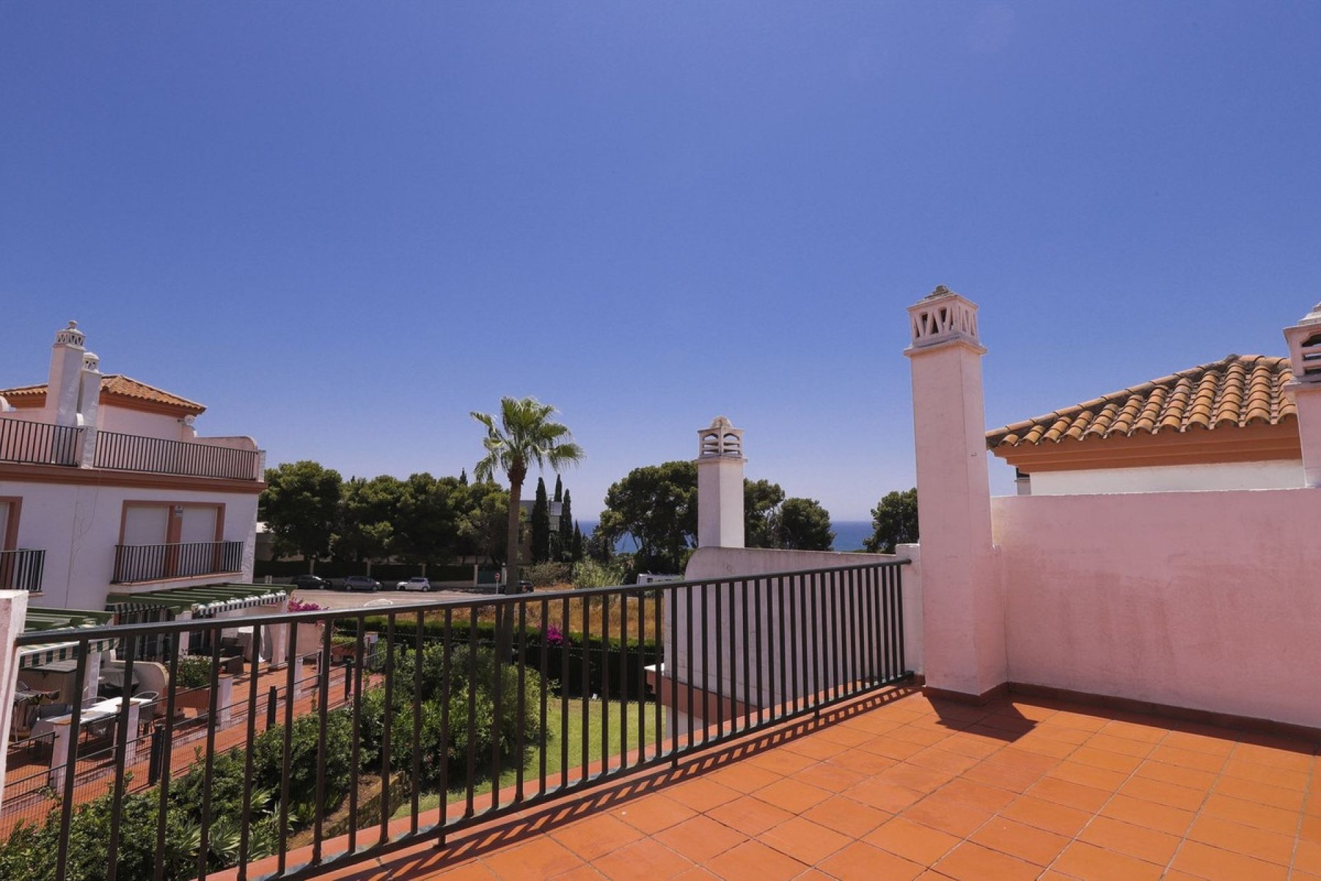 Resale - Town house - Marbella - Cabopino