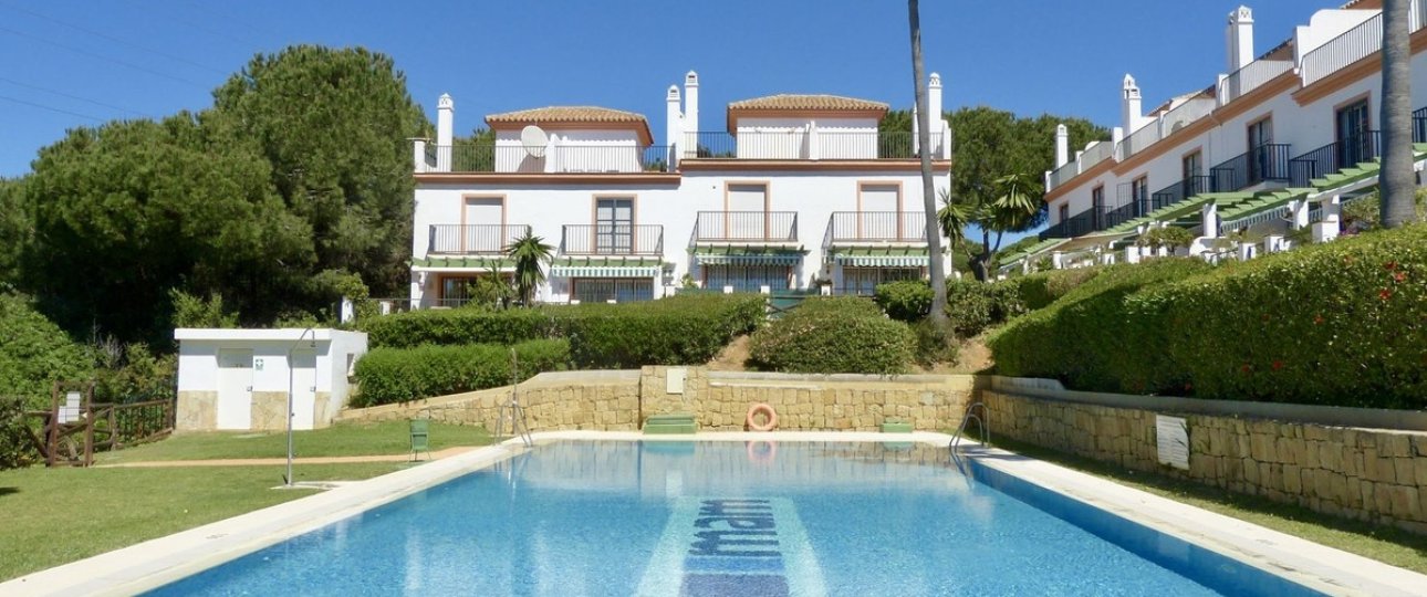 Resale - Town house - Marbella - Cabopino