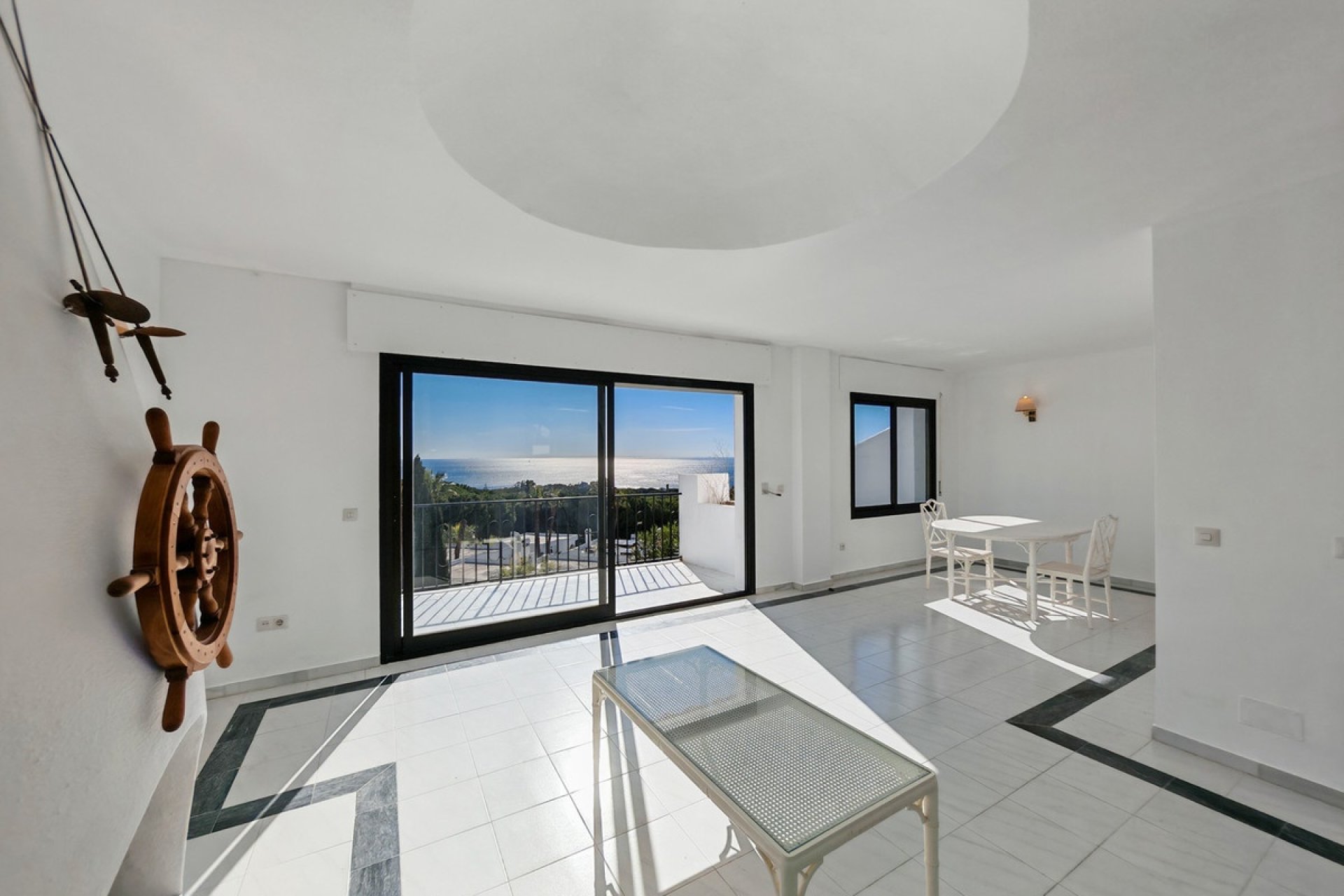 Resale - Town house - Marbella - Cabopino