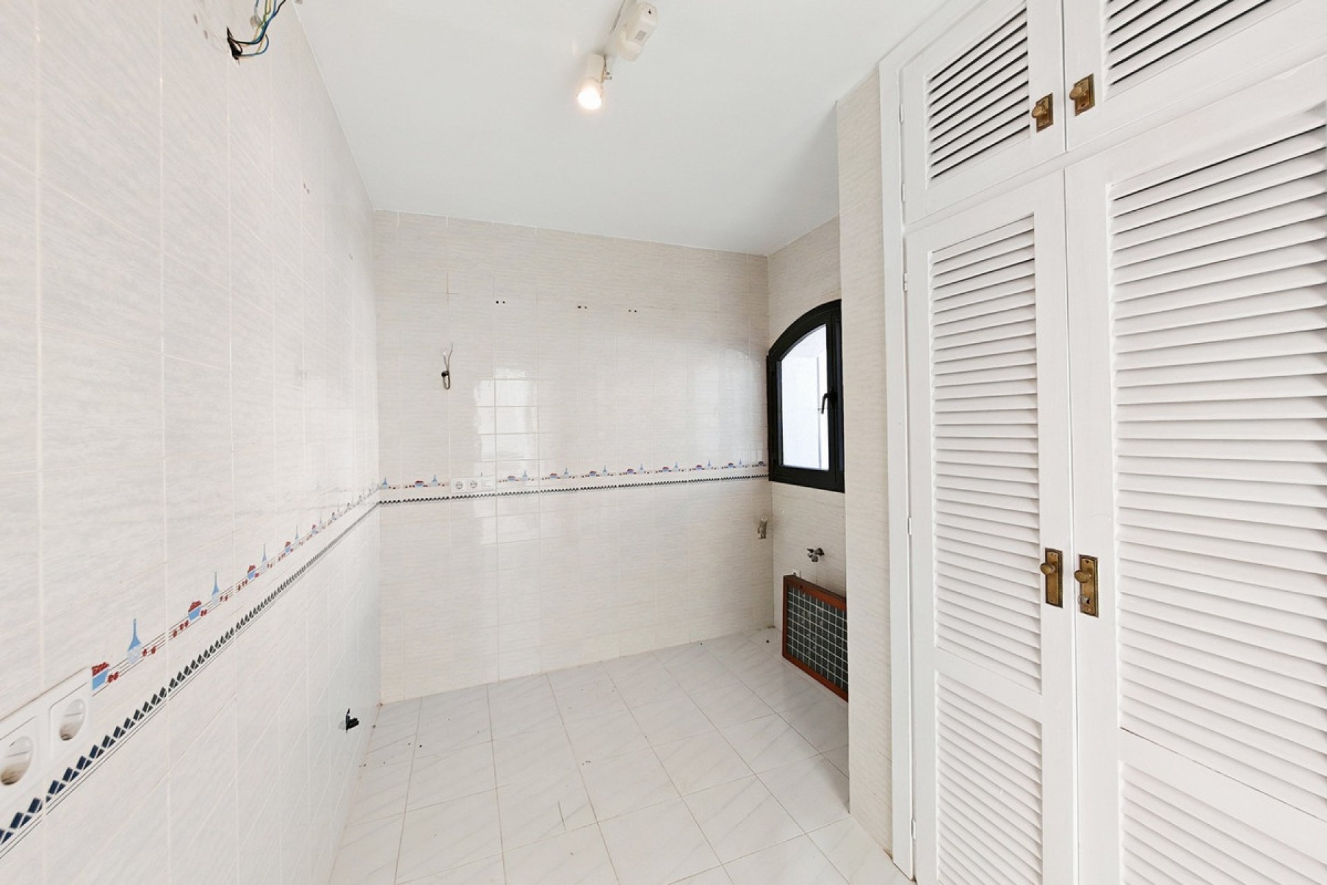 Resale - Town house - Marbella - Cabopino