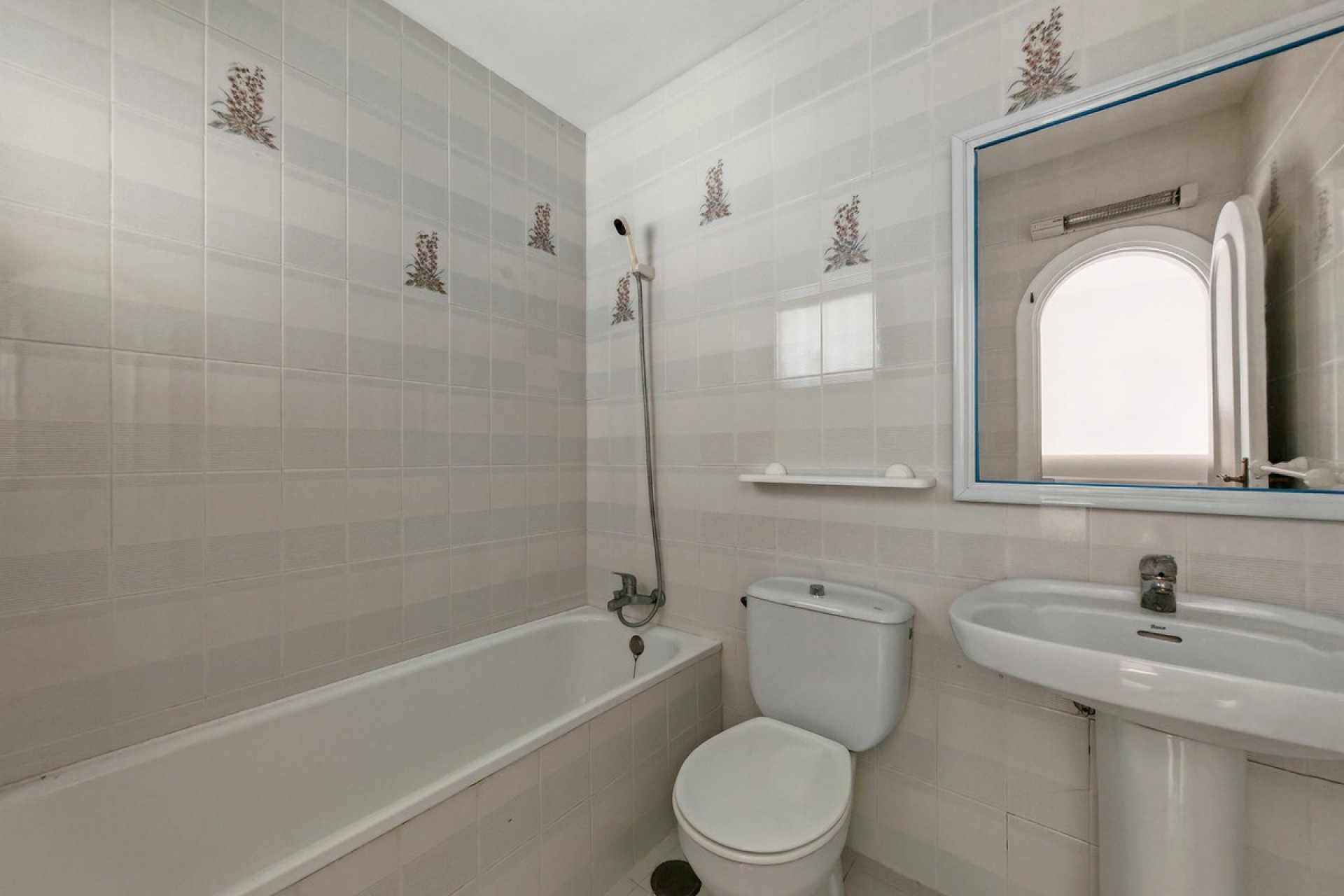 Resale - Town house - Marbella - Cabopino