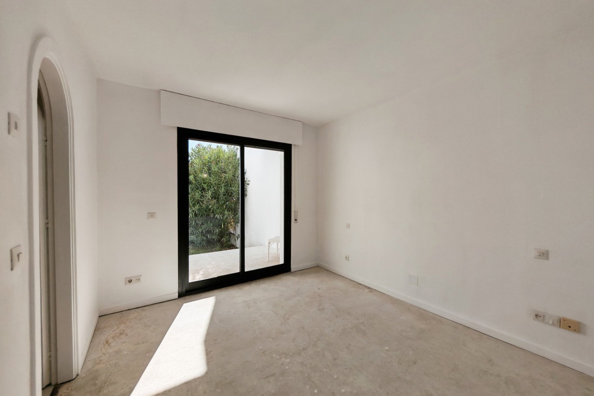 Resale - Town house - Marbella - Cabopino