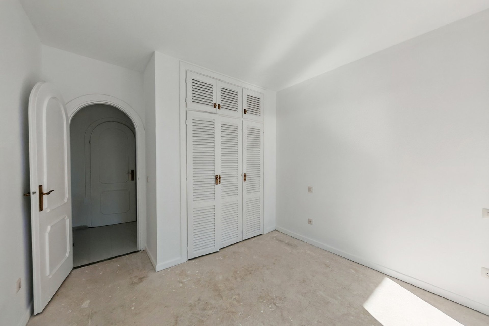 Resale - Town house - Marbella - Cabopino