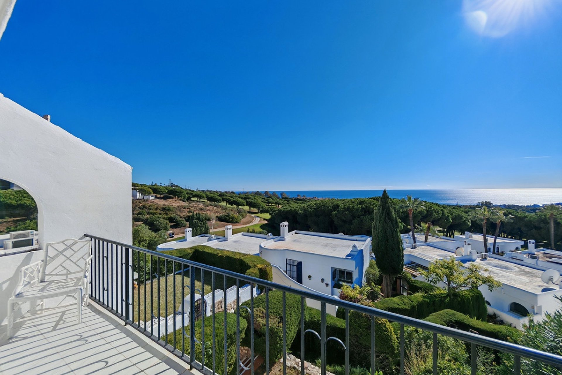 Resale - Town house - Marbella - Cabopino