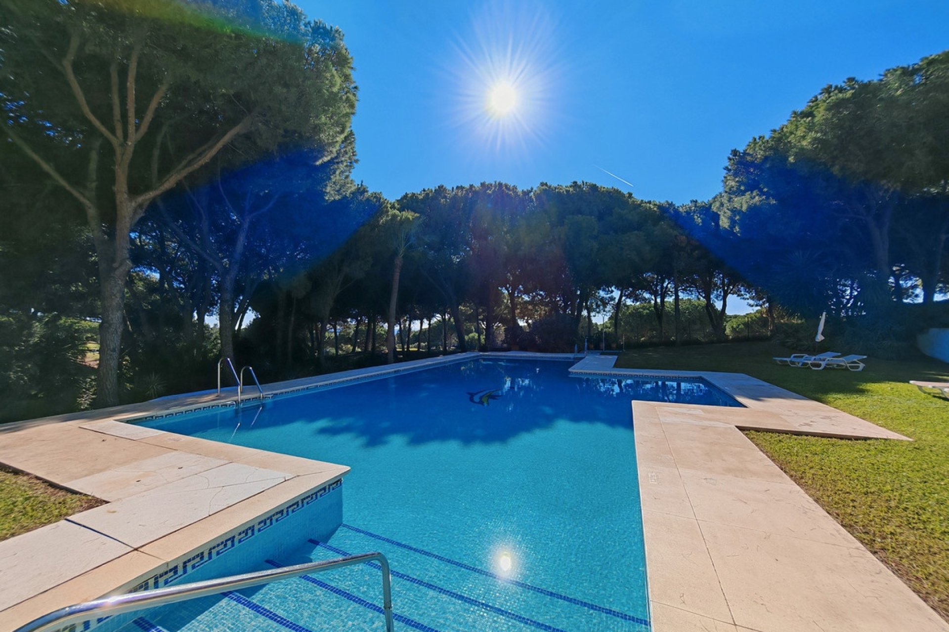 Resale - Town house - Marbella - Cabopino