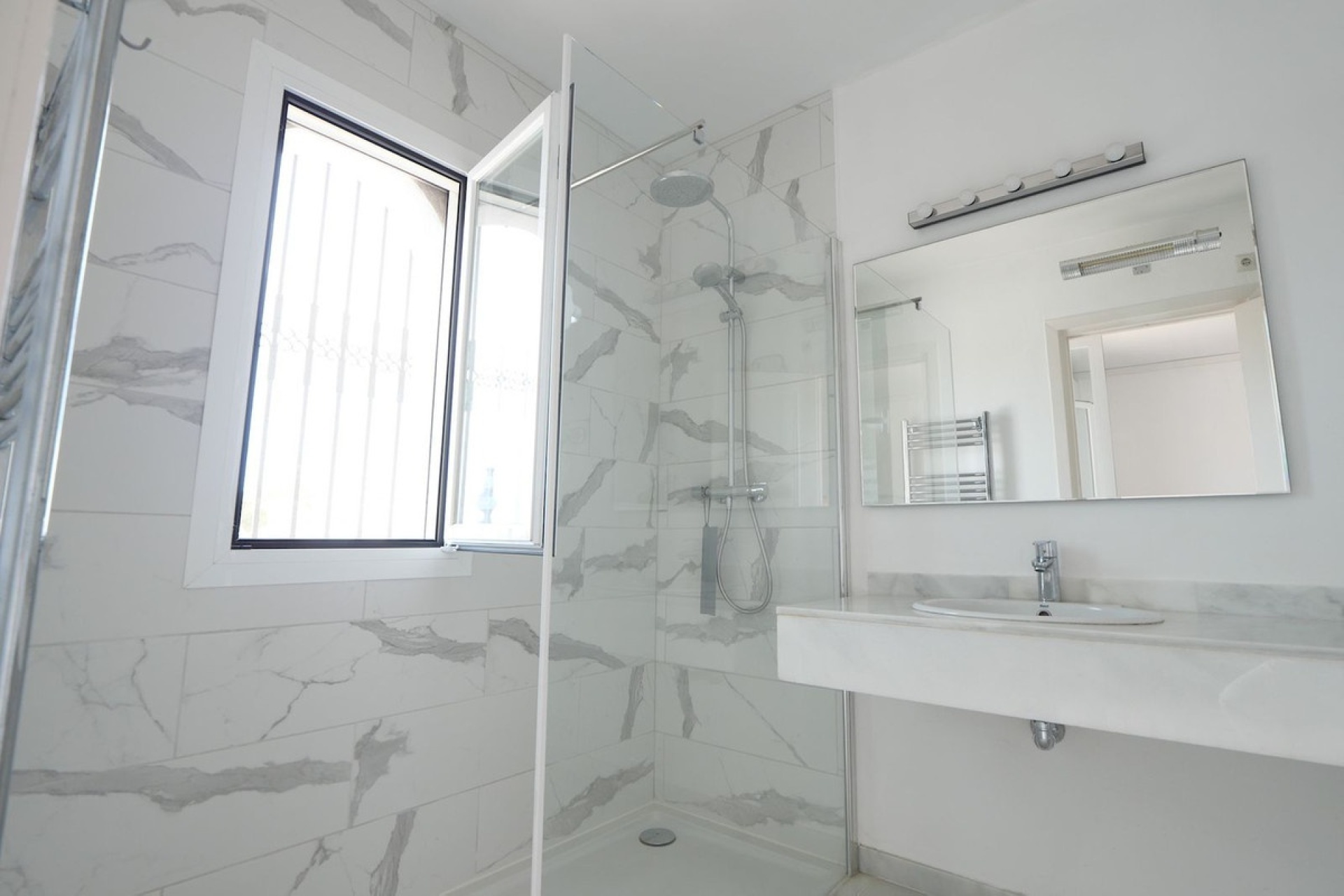 Resale - Town house - Marbella - Cabopino