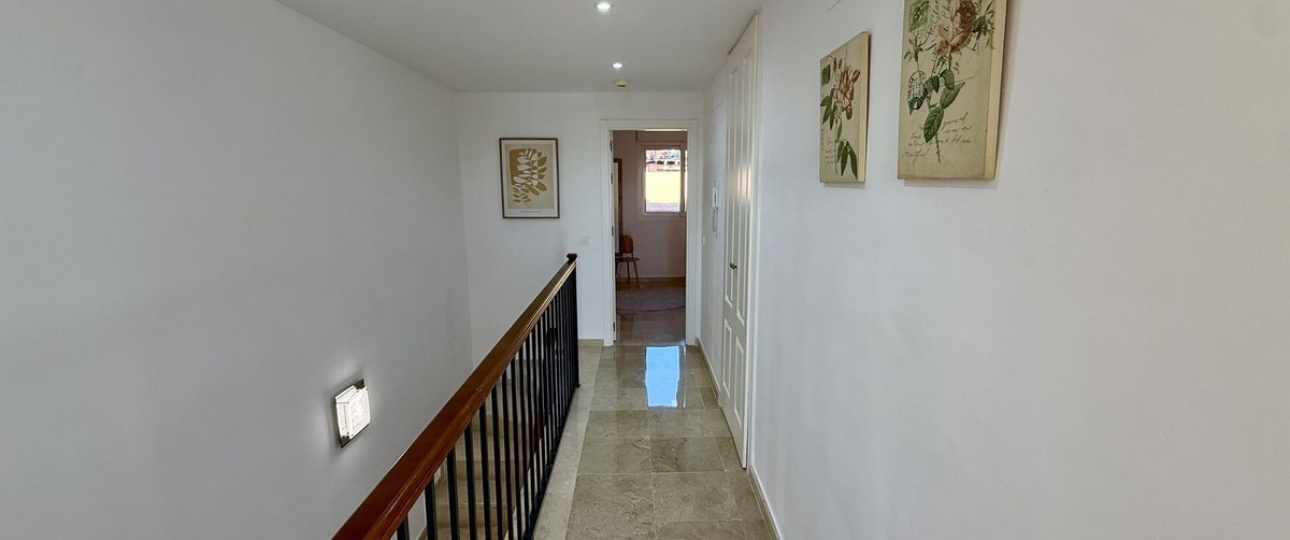 Resale - Town house - Marbella - Cabopino